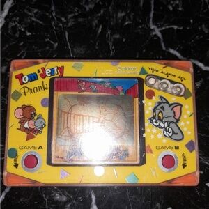 Tom & Jerry: Prank Gakken LCD Card Game Japan 1983 Handheld For Parts ( Read )